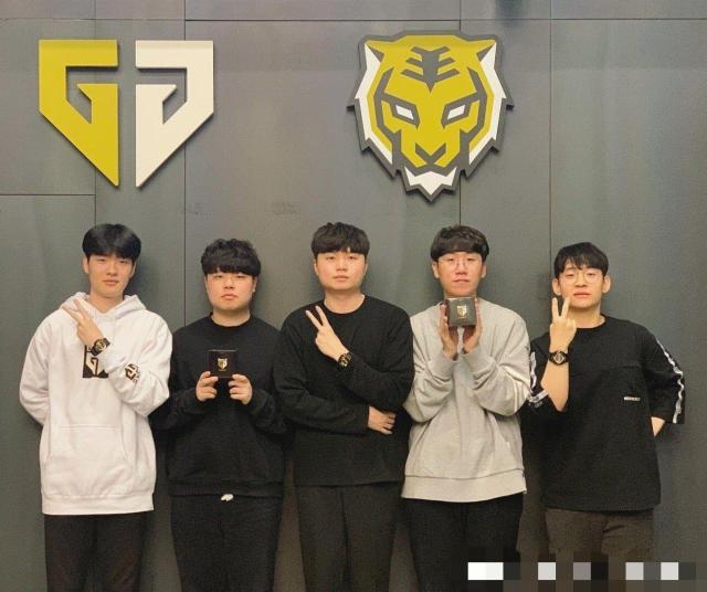 不会随之消 不会随之消